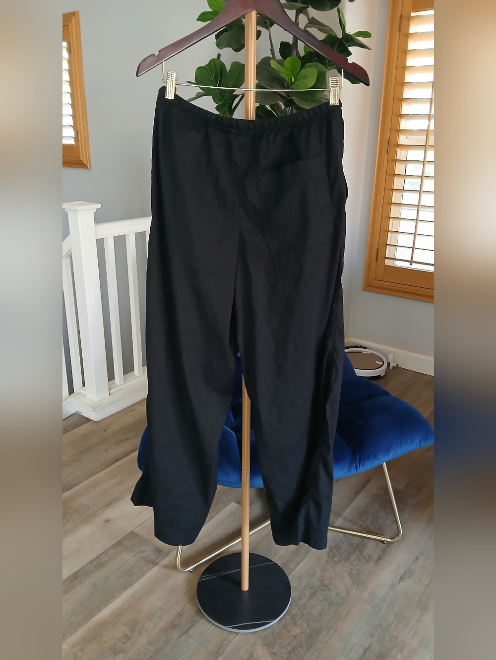 Athleta Paradise Wide Leg Pant in Black. Size S - Picture 7 of 12